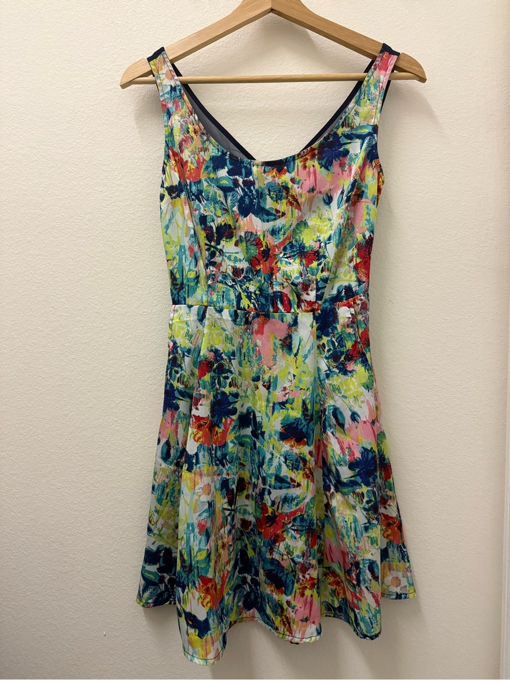 Band of Gypsies Multicolor Floral Cutout back Dress